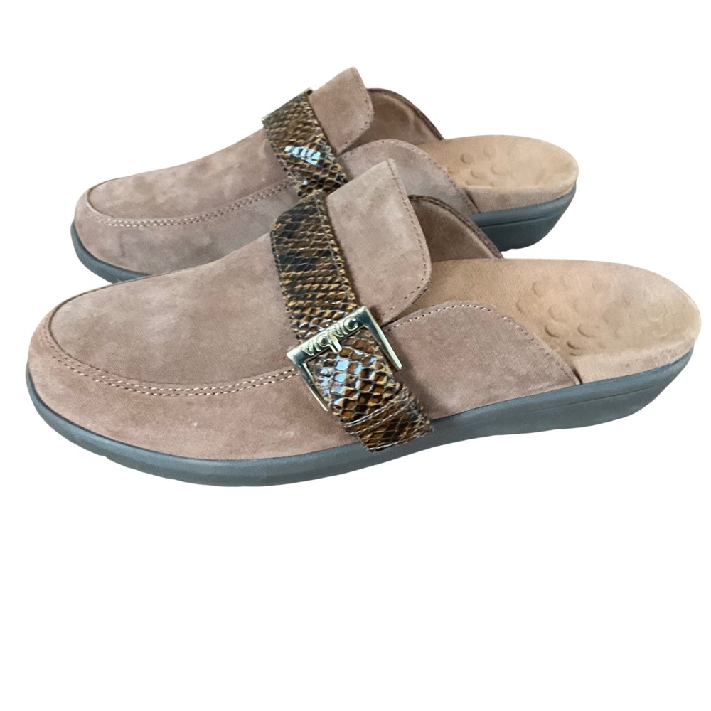 Vionic Darla Suede Mules Women 6.5 Brown Snake Embossed Buckle Orthotic Clogs